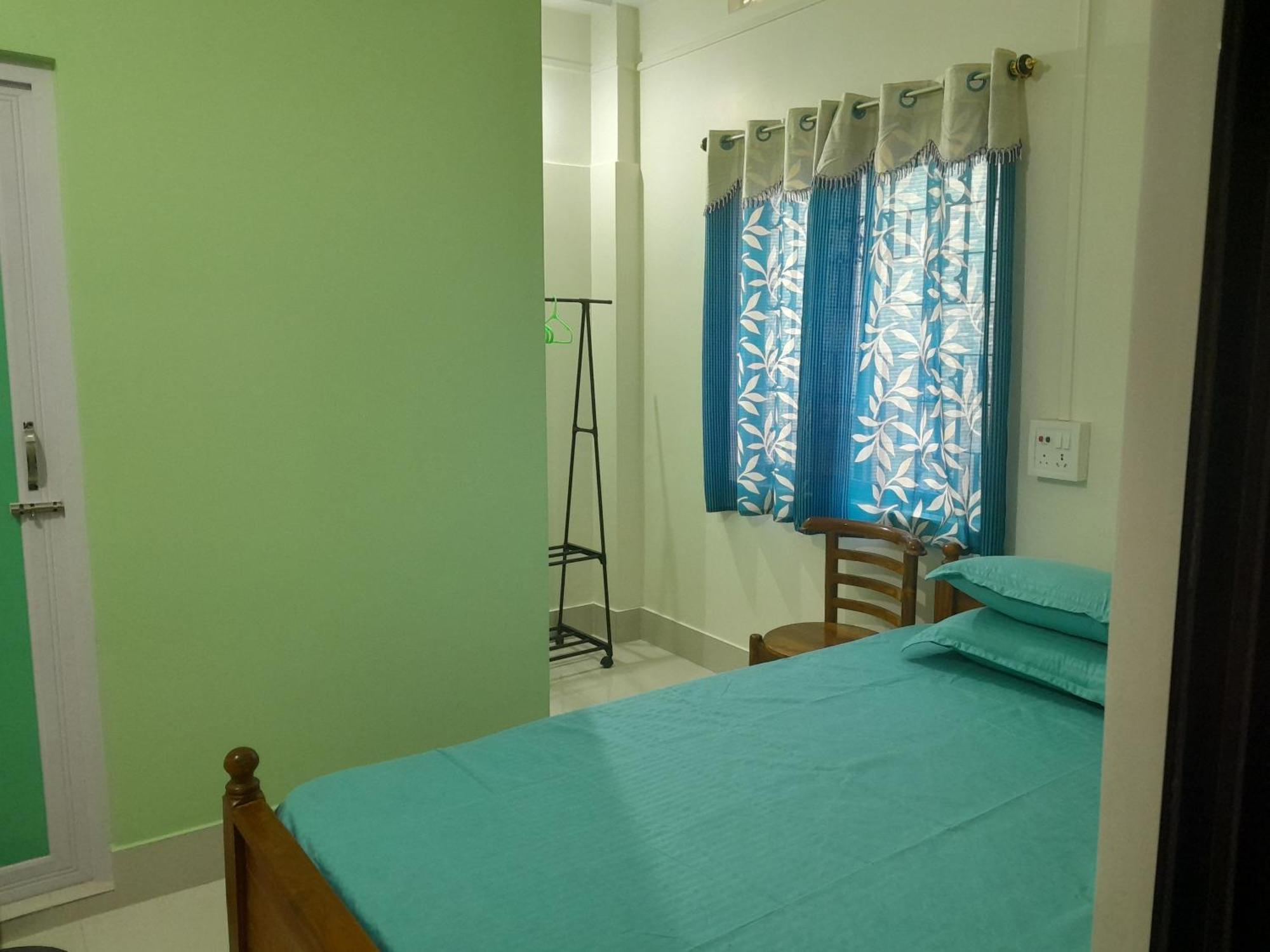 Dr B Das Homestay Агартала Экстерьер фото